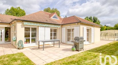 Maison 9 pièces de 217 m² à Bussy-Saint-Georges (77600)