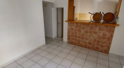 Apartment 2 rooms of 45 m² in Générac (30510)