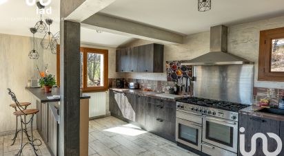 Maison 5 pièces de 140 m² à Saint-Apollinaire (05160)