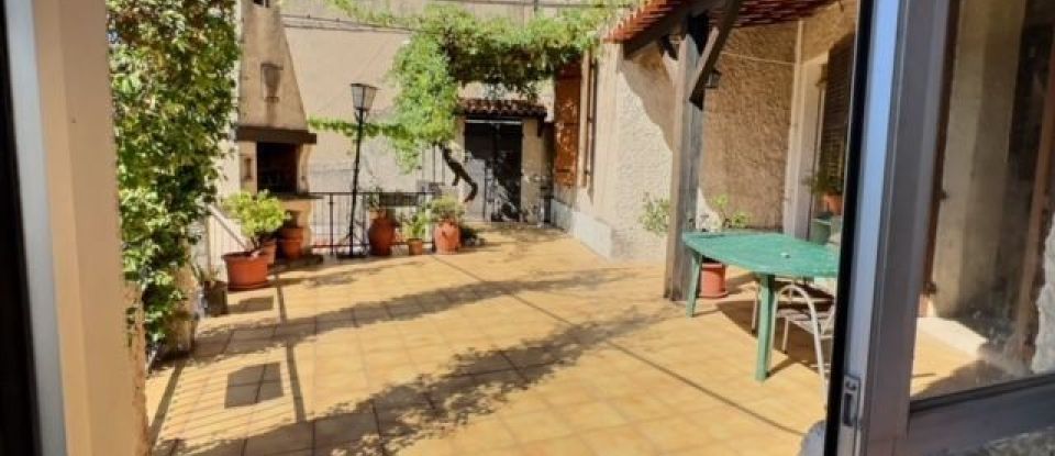 House 4 rooms of 103 m² in Marseille (13012)