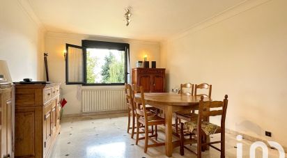 Pavilion 8 rooms of 164 m² in Paray-Vieille-Poste (91550)