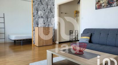 Studio 1 room of 35 m² in Montluçon (03100)