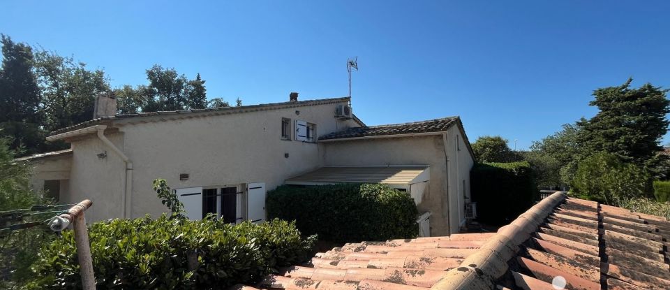 Maison traditionnelle 4 pièces de 160 m² à Grimaud (83310)