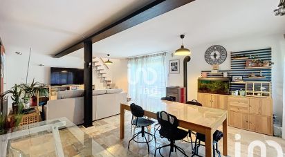 Maison 9 pièces de 254 m² à Venelles (13770)