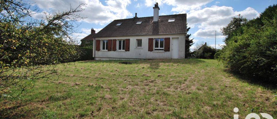 House 5 rooms of 148 m² in Ouzouer-sur-Trézée (45250)