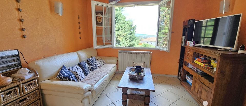 House 5 rooms of 115 m² in Saint-Jeure-d'Ay (07290)