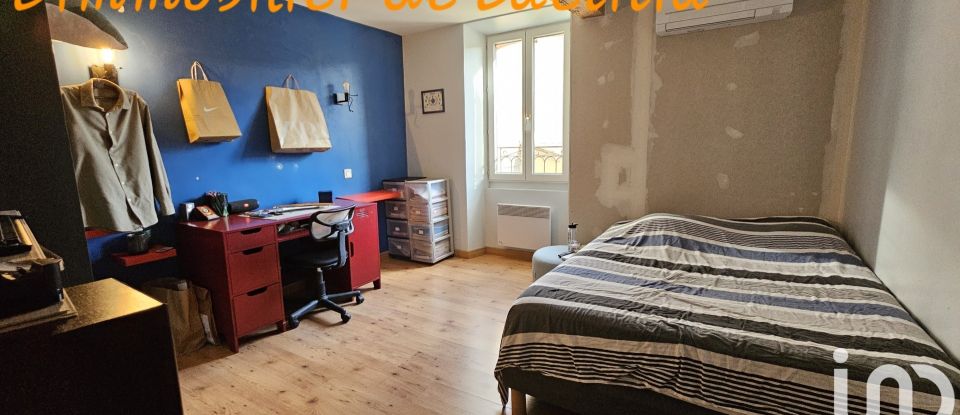 Village house 6 rooms of 157 m² in Roullens (11290)