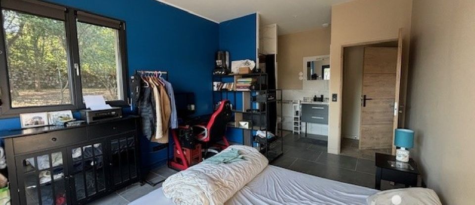 Maison 10 pièces de 180 m² à Rosières (07260)