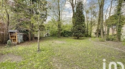 Land of 650 m² in Chessy (77700)