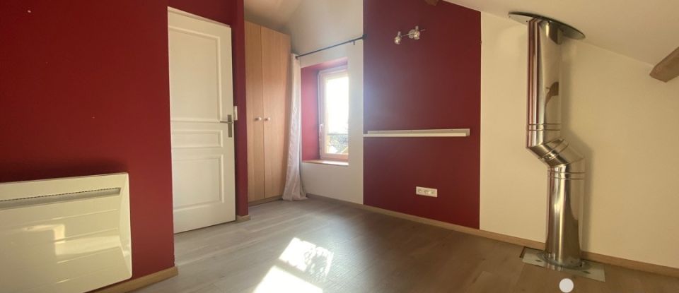 House 6 rooms of 125 m² in Le Creusot (71200)