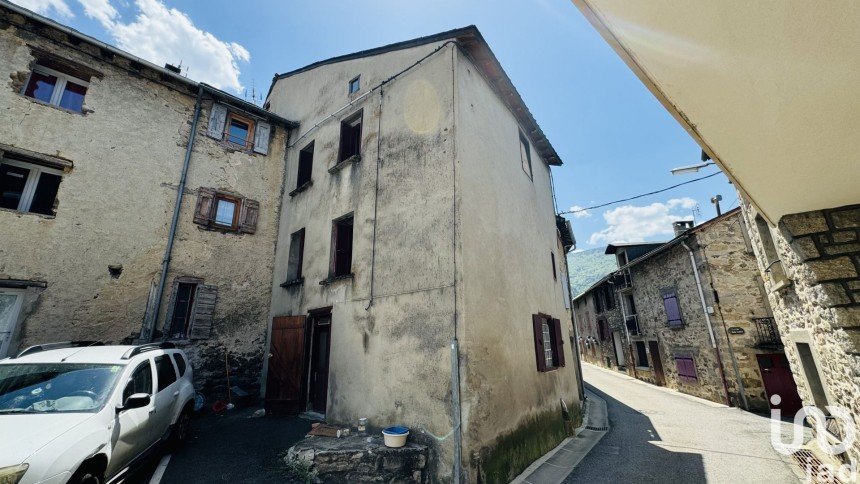 House 7 rooms of 123 m² in Quérigut (09460)