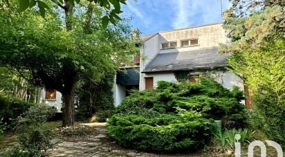 Architect house 12 rooms of 250 m² in Neuvy-Saint-Sépulchre (36230)