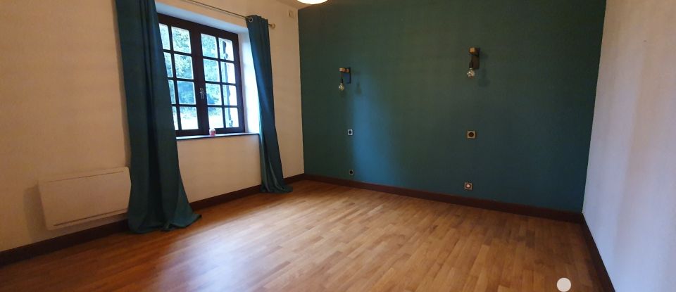 Maison 6 pièces de 192 m² à Meuzac (87380)