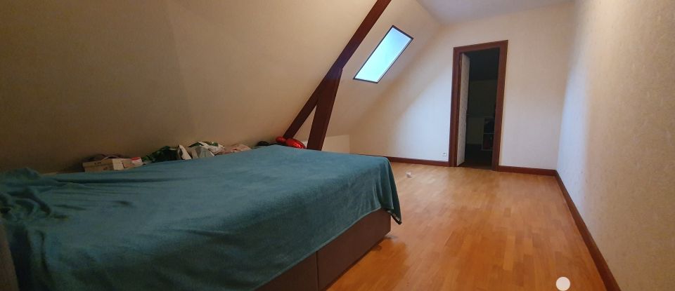 Maison 6 pièces de 192 m² à Meuzac (87380)