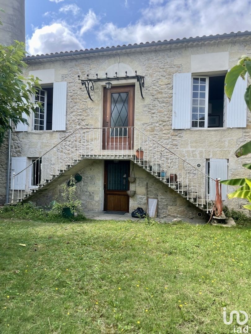 Maison 7 pièces de 173 m² à Barsac (33720)