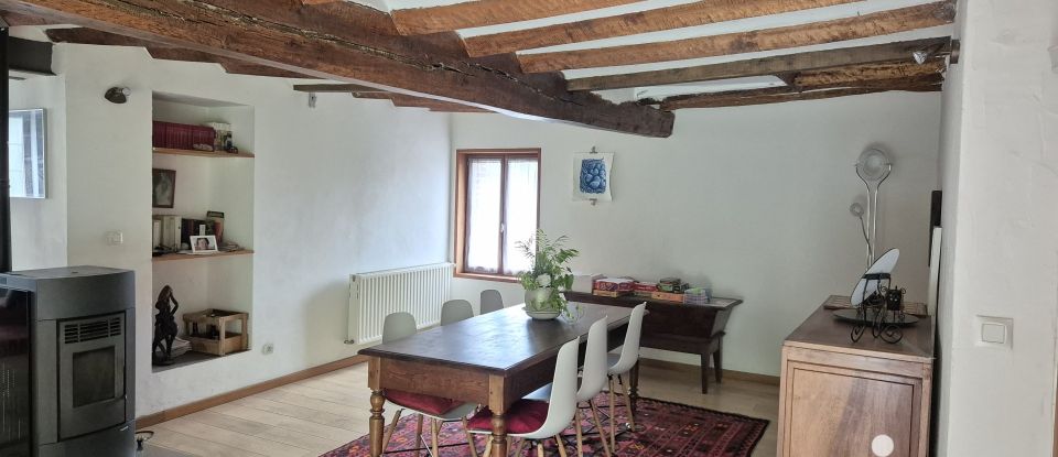 Country house 7 rooms of 202 m² in Warlaing (59870)