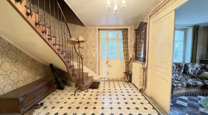 House 9 rooms of 200 m² in Haute-Amance (52600)