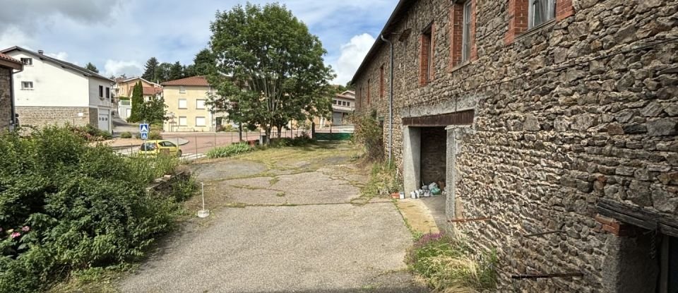 Maison 8 pièces de 150 m² à Duerne (69850)