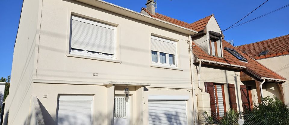 Maison 5 pièces de 98 m² à Morangis (91420)