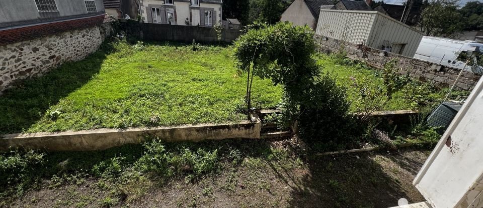 Town house 6 rooms of 130 m² in Boussac (23600)