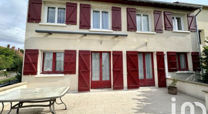 Maison 7 pièces de 153 m² à Sucy-en-Brie (94370)