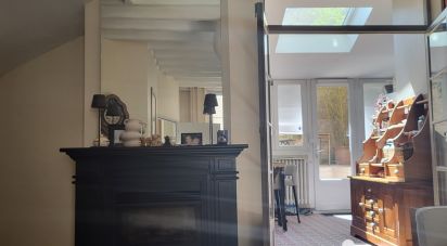 House 6 rooms of 126 m² in Niort (79000)