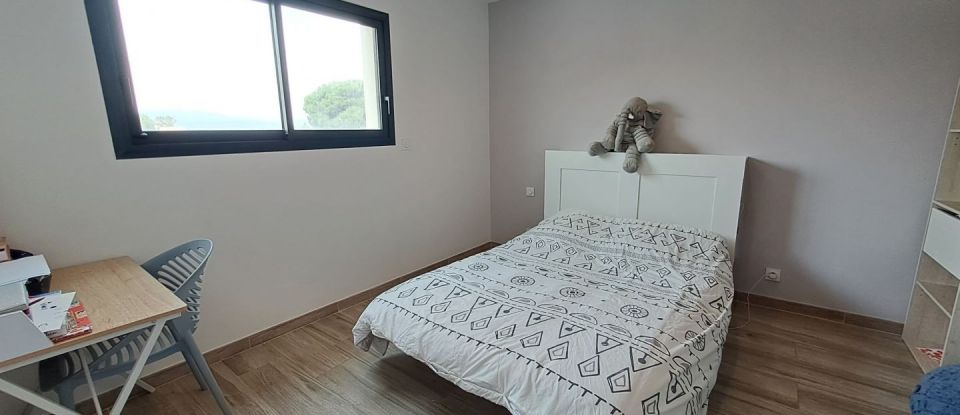 Maison 6 pièces de 161 m² à Leucate (11370)