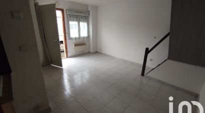 Town house 3 rooms of 53 m² in Connerré (72160)