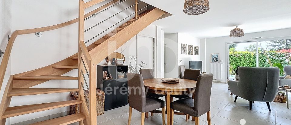 Maison 6 pièces de 105 m² à Couëron (44220)