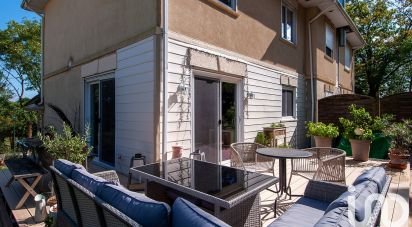 Maison 5 pièces de 105 m² à Échenevex (01170)