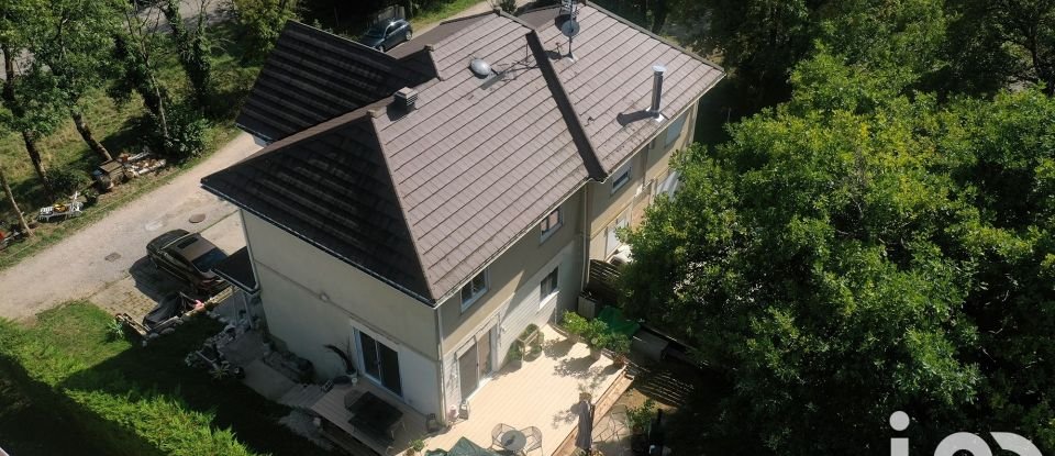 Maison 5 pièces de 105 m² à Échenevex (01170)