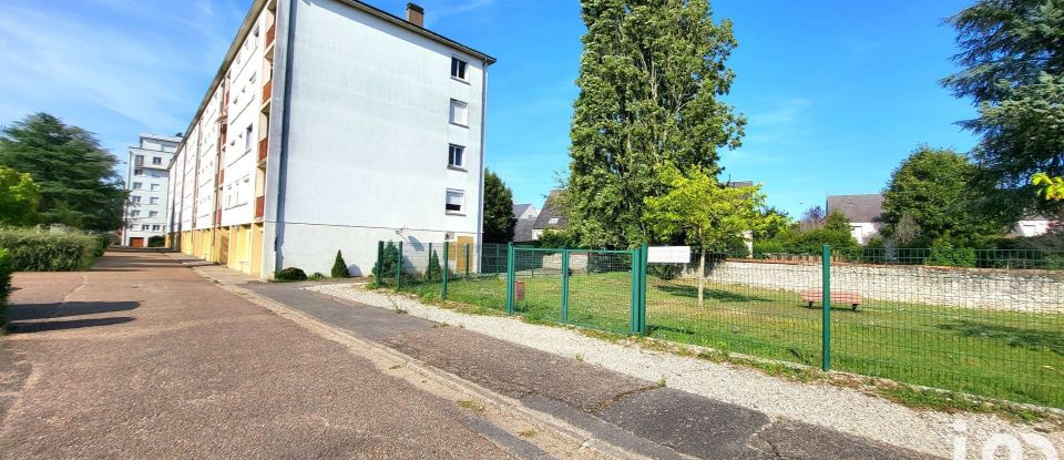 Apartment 4 rooms of 72 m² in Orléans (45100)