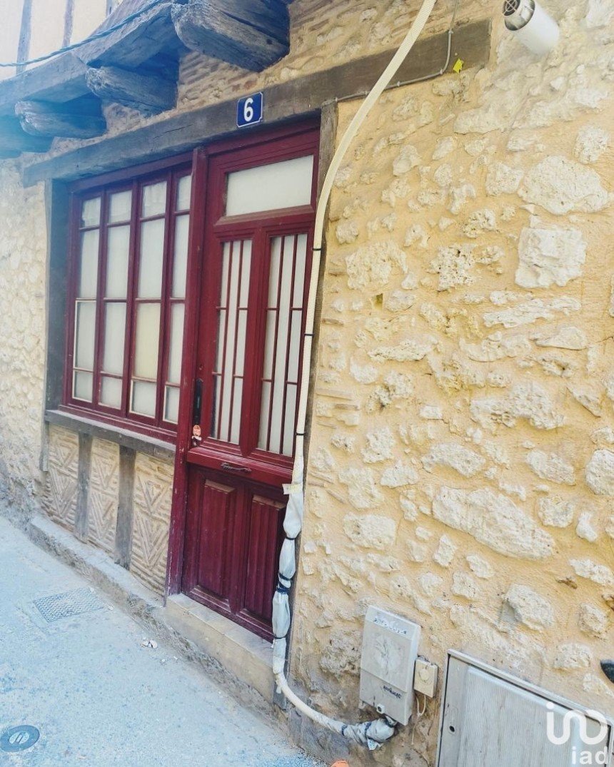 Building in Bergerac (24100) of 53 m²