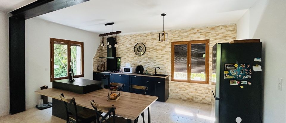 Maison 4 pièces de 113 m² à Anduze (30140)