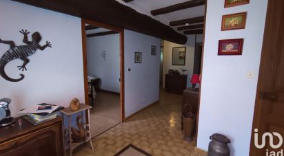 Maison 8 pièces de 210 m² à Sainte-Soline (79120)