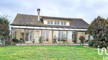 Maison traditionnelle 8 pièces de 170 m² à Montauban (82000)