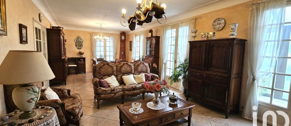 House 8 rooms of 170 m² in Montauban (82000)