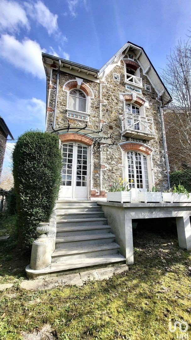 Maison 6 pièces de 140 m² à Draveil (91210)