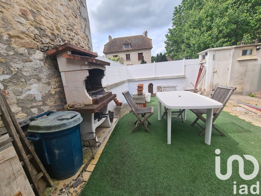 House 5 rooms of 138 m² in Bourguignons (10110)