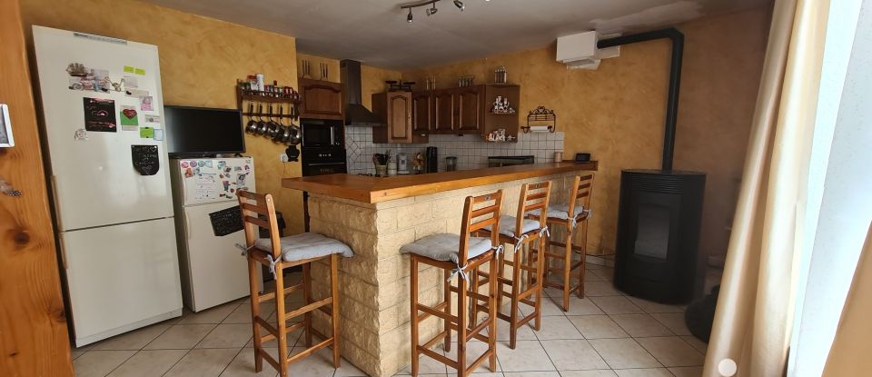 House 5 rooms of 138 m² in Bourguignons (10110)