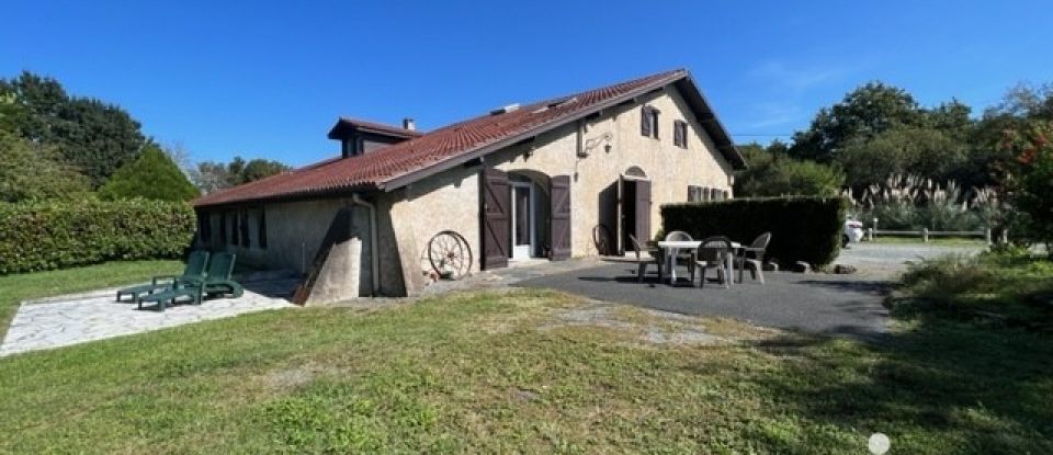 Traditional house 20 rooms of 551 m² in Tarnos (40220)