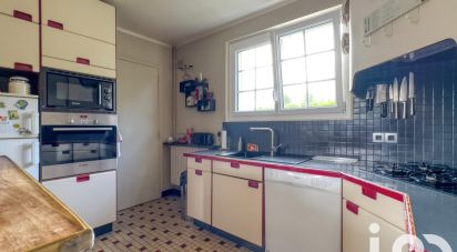 House 6 rooms of 100 m² in Pierrefonds (60350)