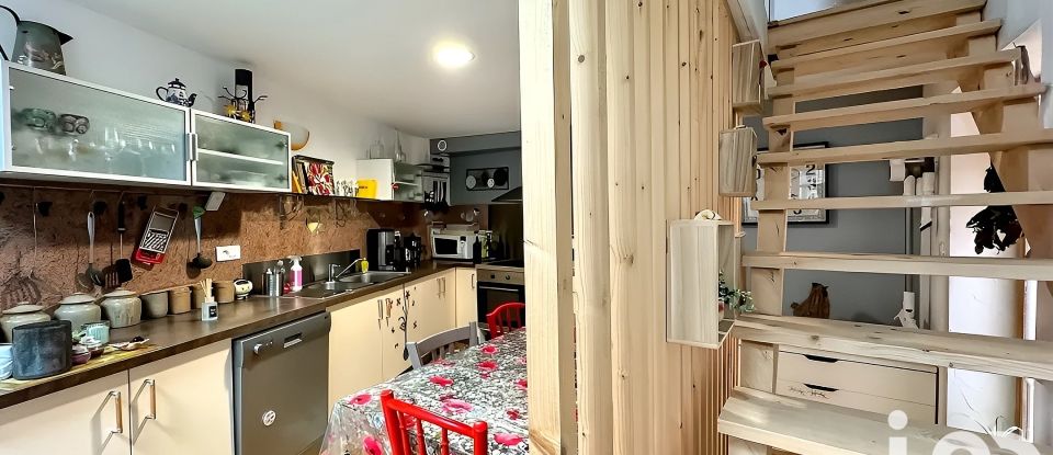 Maison de ville 3 pièces de 50 m² à Laroque-d'Olmes (09600)