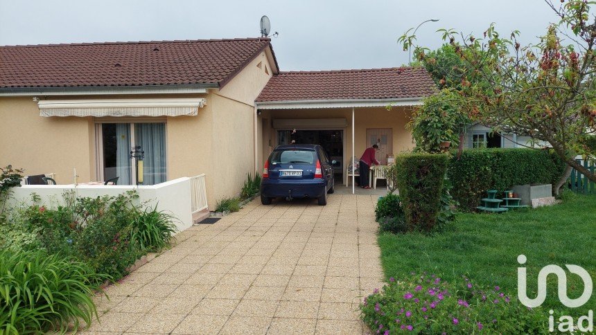 Maison 5 pièces de 93 m² à Domérat (03410)