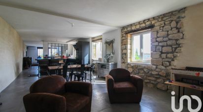 Maison 6 pièces de 180 m² à Lussan (30580)