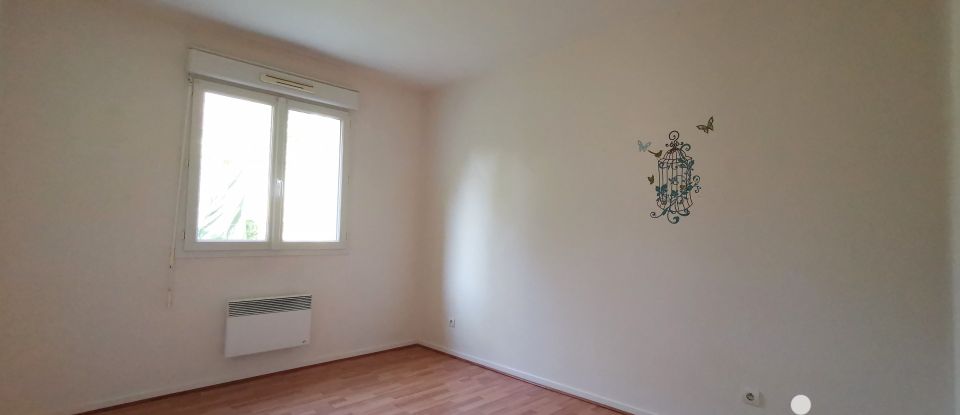 Maison 4 pièces de 102 m² à Pierres (28130)