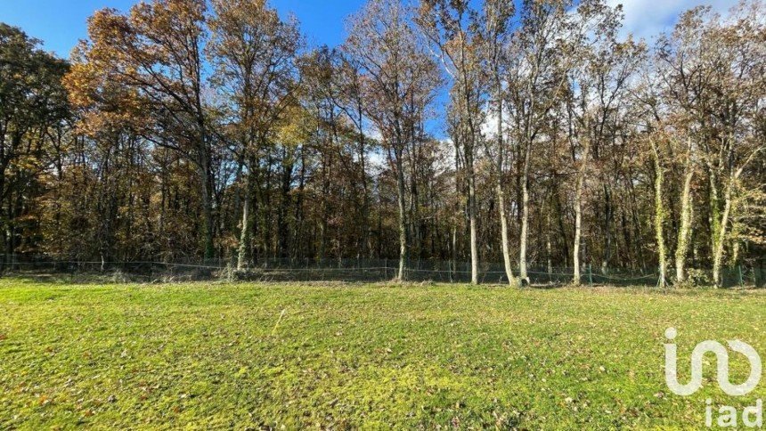 Terrain de 2 746 m² à Saint-Martin-de-Nigelles (28130)