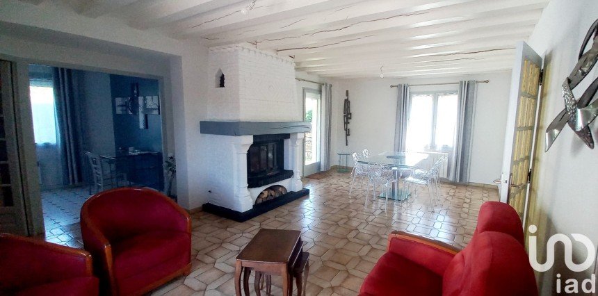 Traditional house 5 rooms of 170 m² in Le Mesnil-Esnard (76240)