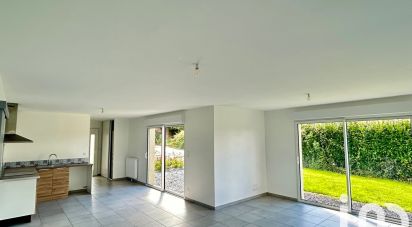 Pavilion 4 rooms of 96 m² in La Barre-de-Semilly (50810)