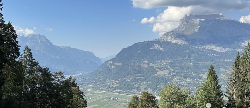 Land of 1,102 m² in Saint-Gervais-les-Bains (74170)